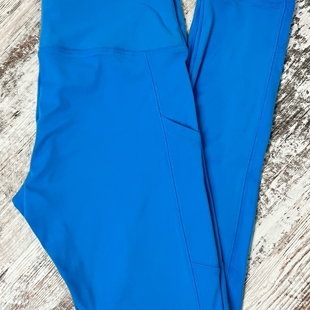 𝅺wild Fable Women's High-Waisted Ultra Soft Azure Blue Leggings - Picture 3 of 6